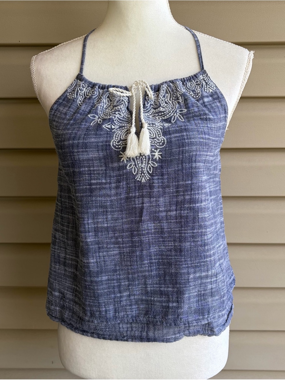 •Abercrombie & Fitch• Blue Embroidered Tassel Halter Tank Top - Size Small